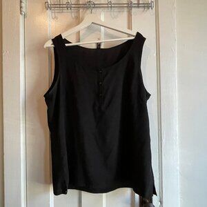 Anne Klein black button sleeveless blouse size XL